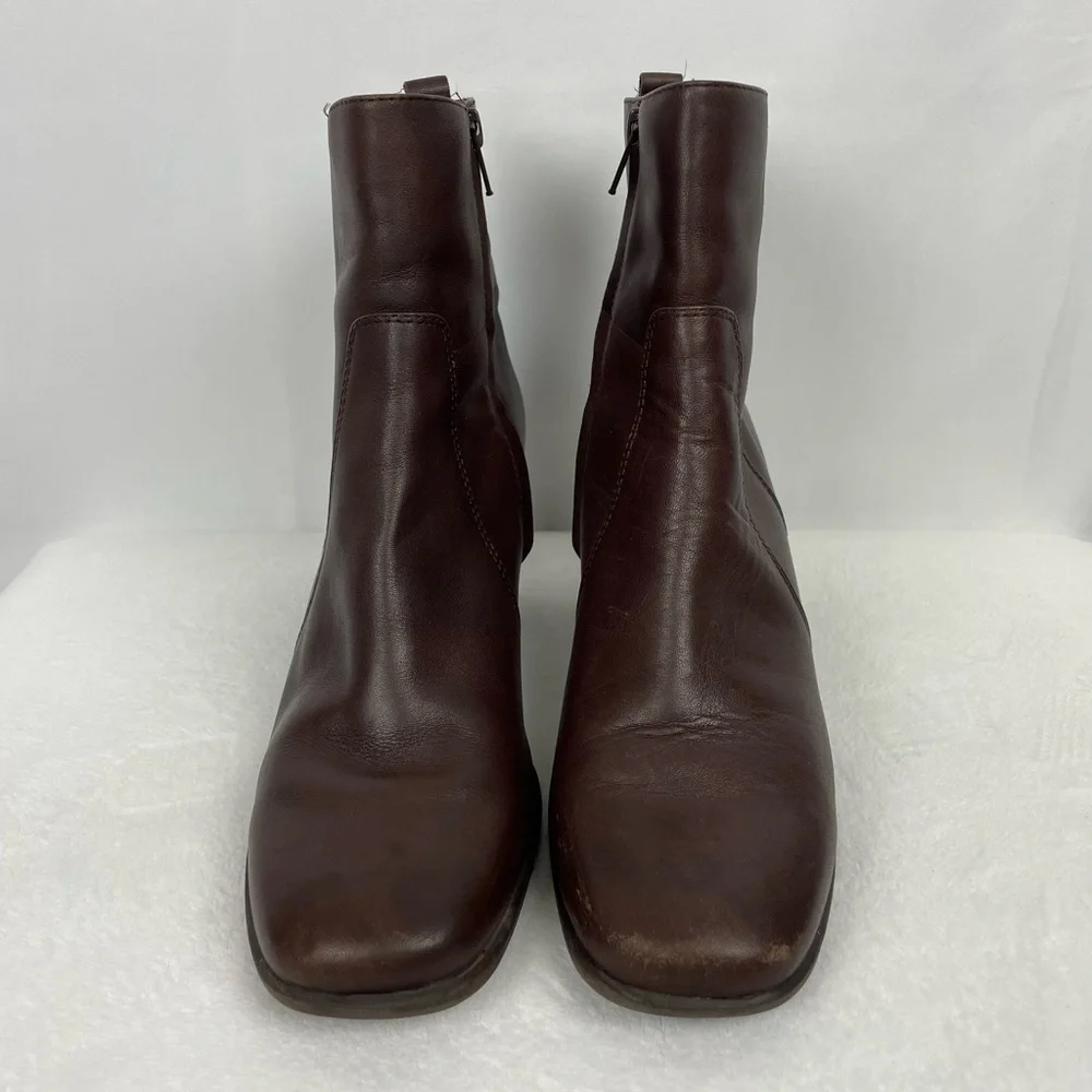 Croft & Barrow Brown Faux Leather Boots 8